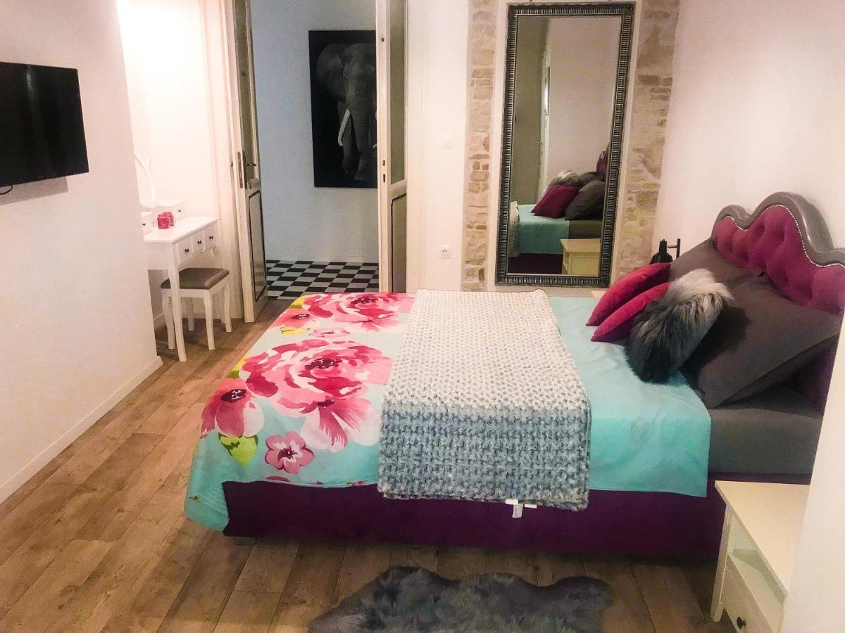 Emma'S Rooms B&B Pula Ngoại thất bức ảnh